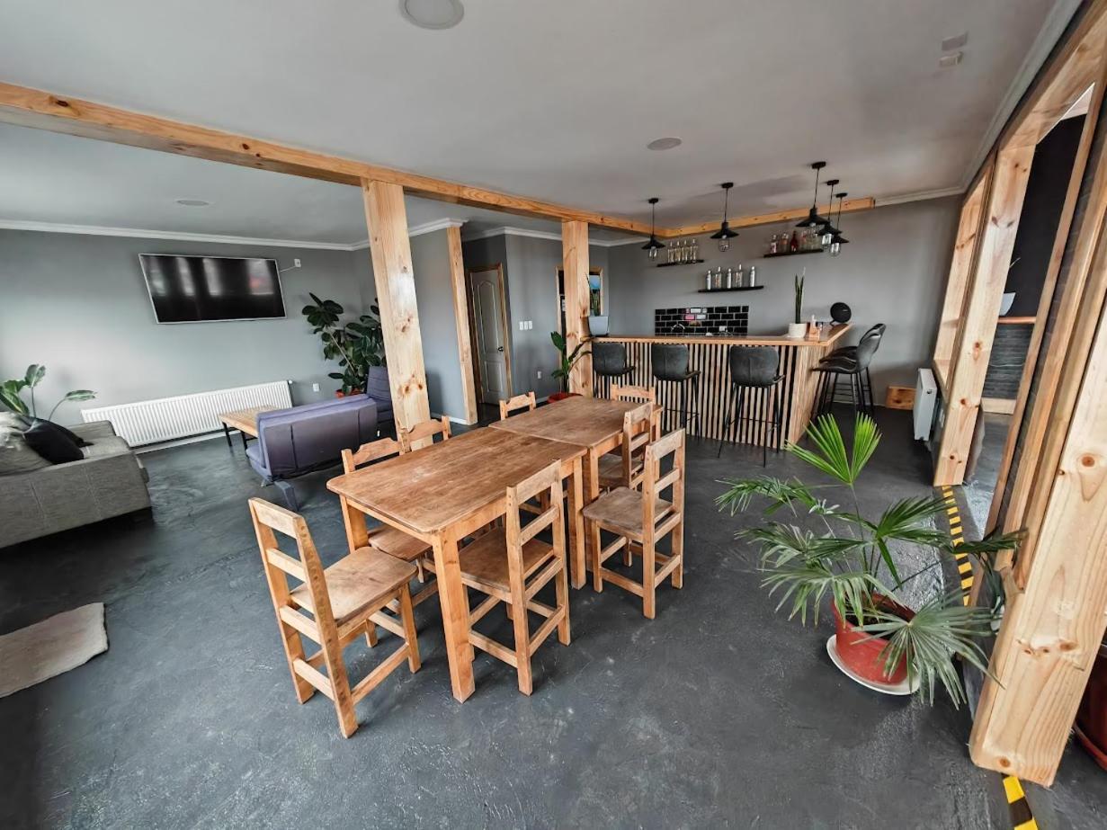 Sheuen Patagonia Hostel Puerto Natales Kültér fotó