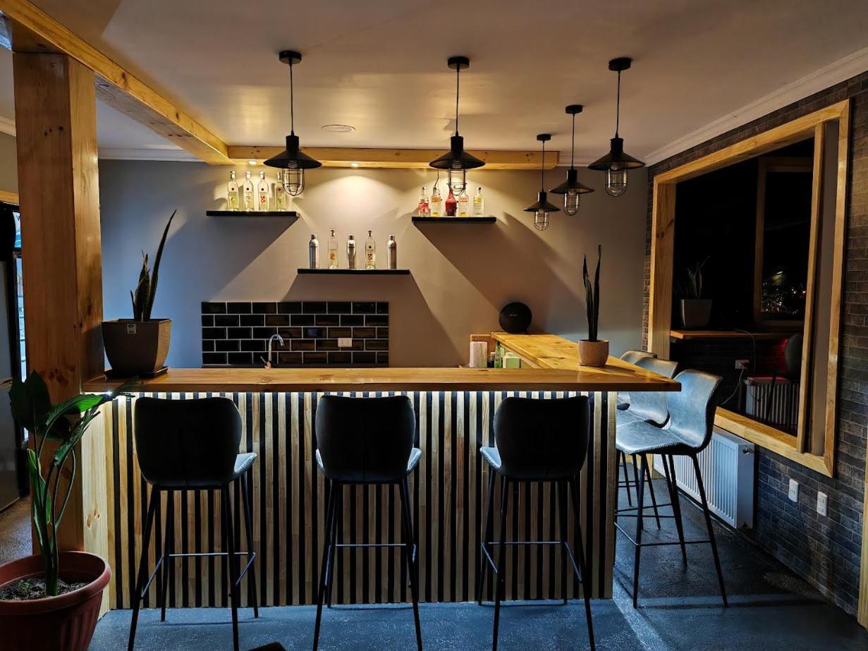 Sheuen Patagonia Hostel Puerto Natales Kültér fotó