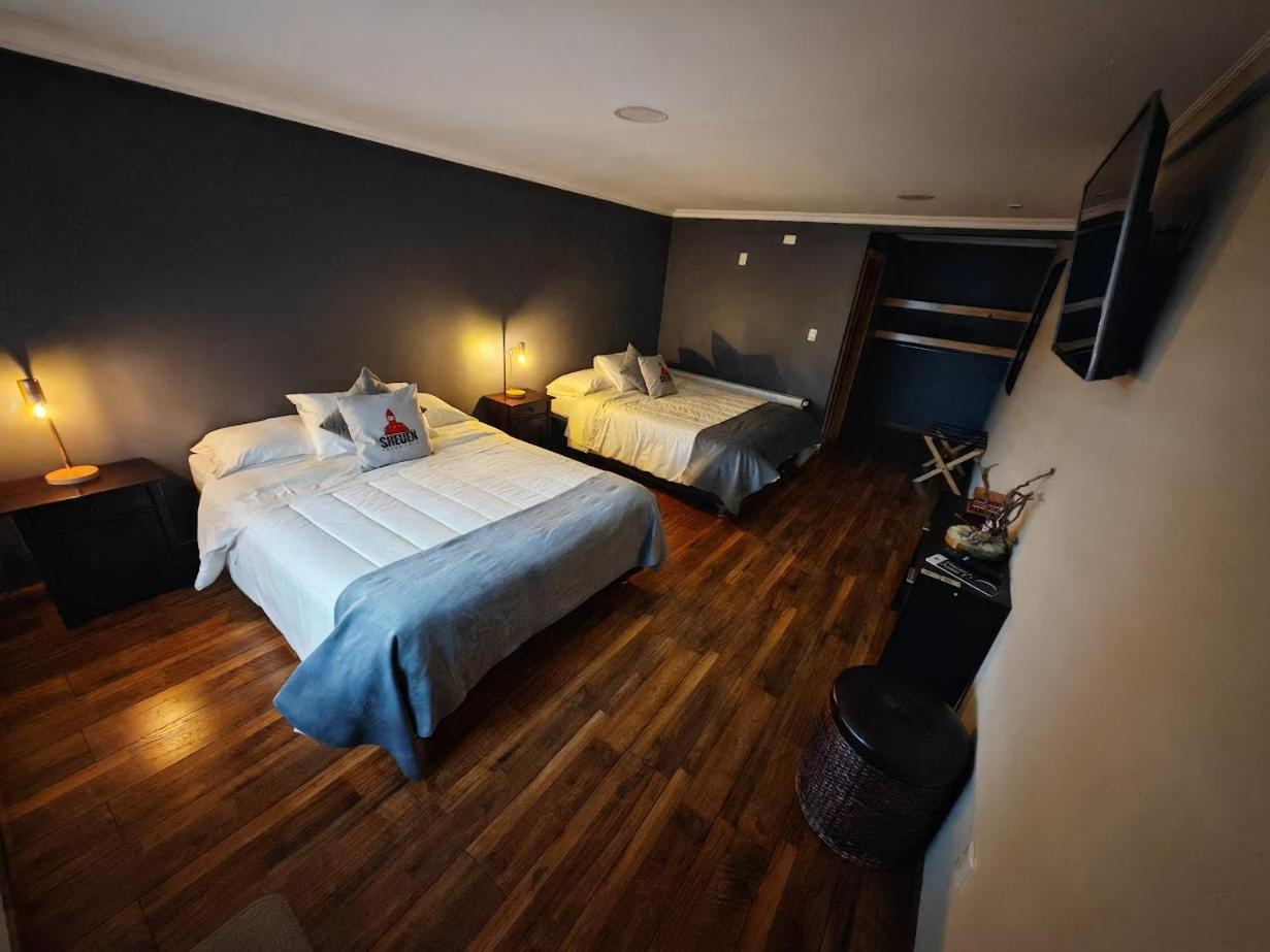 Sheuen Patagonia Hostel Puerto Natales Kültér fotó