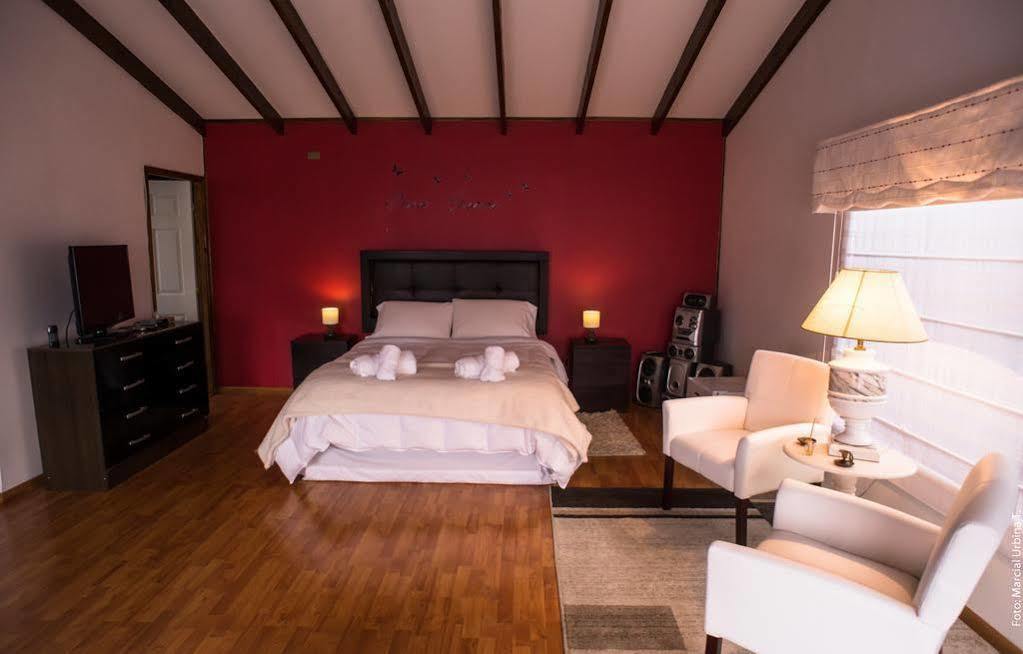 Sheuen Patagonia Hostel Puerto Natales Kültér fotó