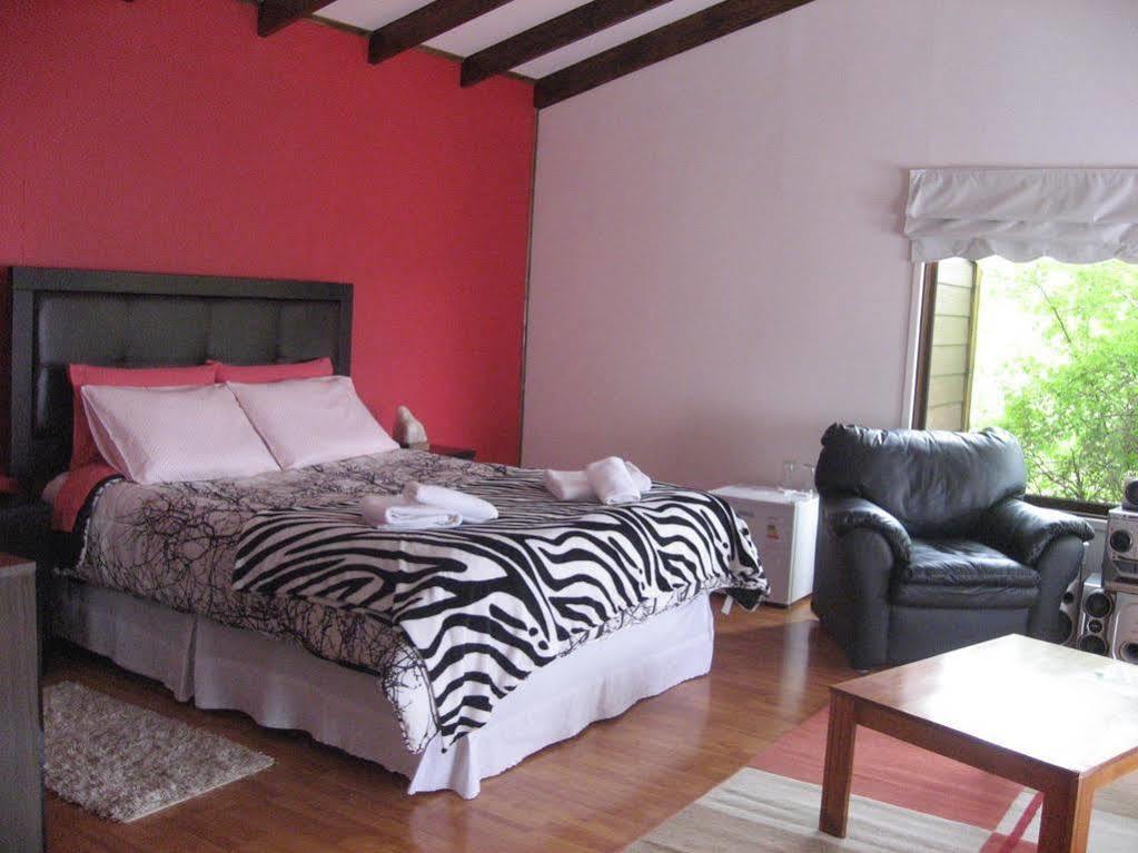 Sheuen Patagonia Hostel Puerto Natales Kültér fotó